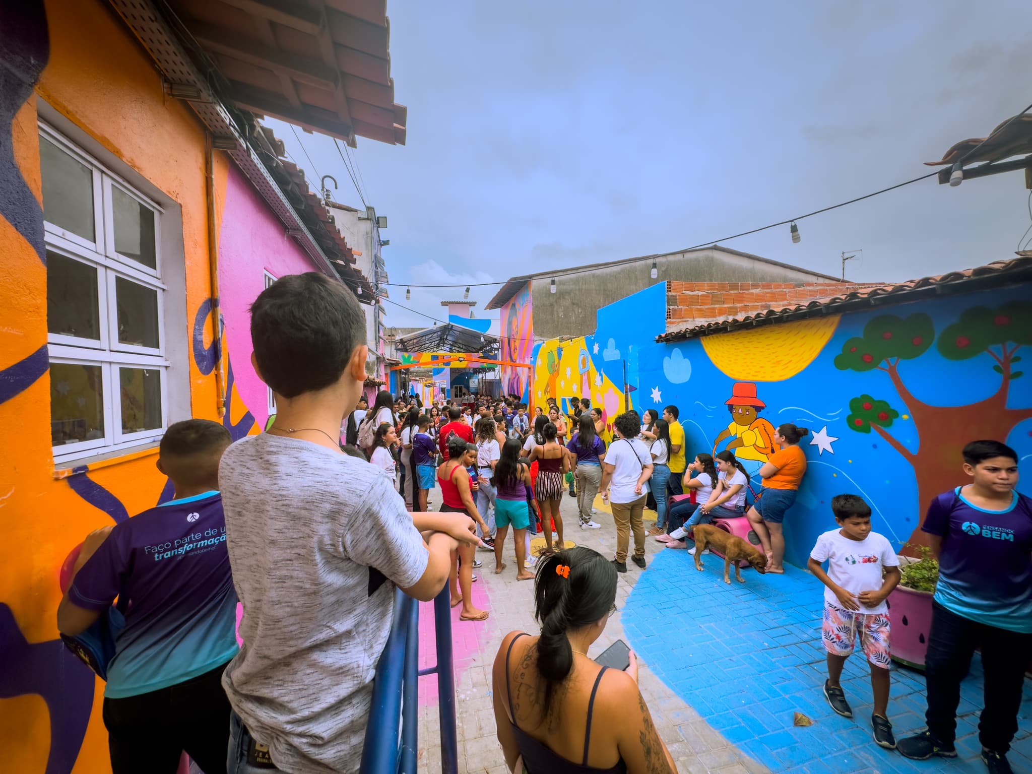 Ambientes multifuncionais e infraestrutura do Beco Céu